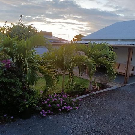 Jolie Maison T3 A St Pierre, 2 Chambres Avec Sdb, Grande Varangue, Jardin Saint Pierre Buitenkant foto