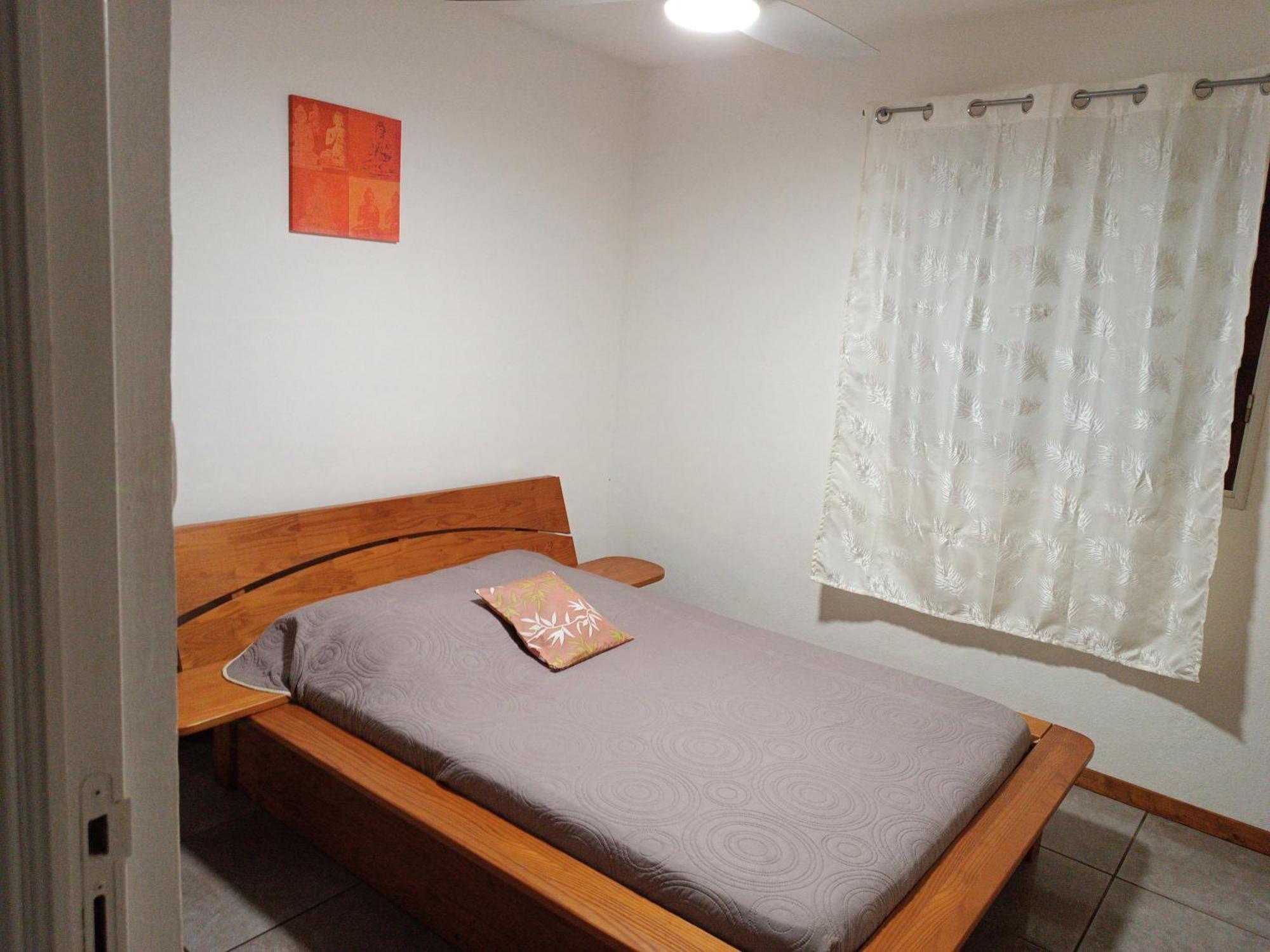 Jolie Maison T3 A St Pierre, 2 Chambres Avec Sdb, Grande Varangue, Jardin Saint Pierre Kamer foto